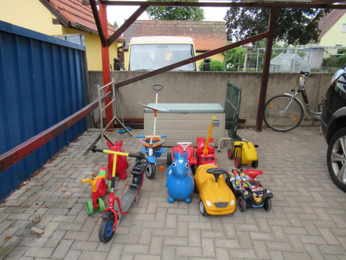 Weco Ferienwohnungen Zirndorf Ngoại thất bức ảnh